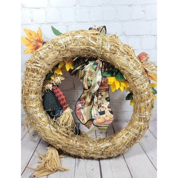 Vintage Seasonal Fall Scarecrow Door Wreath - Picture 4 of 4